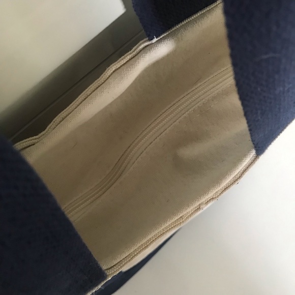 Canvas Tote Zip closure Cream/Navy McCarter&English - Picture 5 of 10
